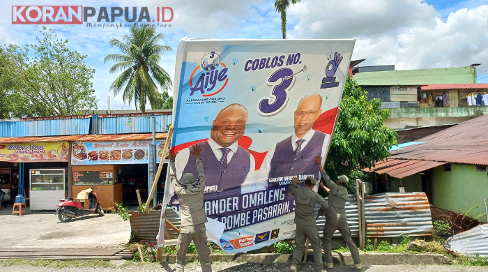 Bawaslu Mimika Gandeng Satpol PP Tertibkan APK Paslon Kepala Daerah yang Melanggar Aturan