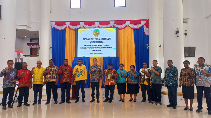 Pemkab Mimika Sertijab 18 Jabatan Tinggi Pratama, Valentinus: Bekerja Baik dan Letakkan Dasar untuk Kepemimpinan Selanjutnya