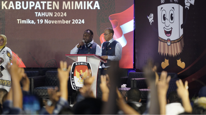 Kartu Mimika Pintar AIYE, Solusi Kebutuhan Sekolah