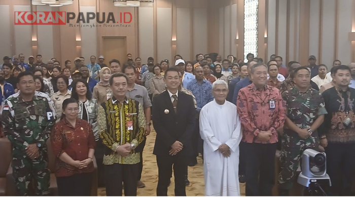 Dari Seminar Penyusunan Roadmap Sistem Daerah, Valentinus: Kurang dari Setahun Peringkat Inovasi Daerah Mimika Naik Menjadi Inovatif