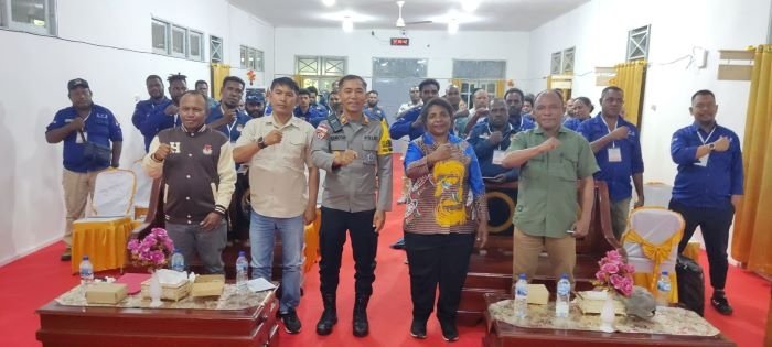 Gakkumdu Polres Asmat Paparkan Langkah-Langkah Penanganan Pelanggaran Pemilu di Bimtek KPU