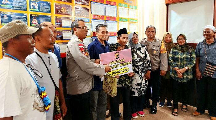 Cooling Sistem Pasca Pilkada, Polres Mimika Salurkan Bantuan untuk Rumah Ibadah