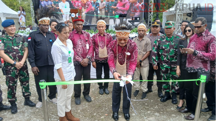 Groundbreaking Capex Site Berlangsung Sukses, Kepala Suku Kamoro Dukung Pembangunan Pabrik Semen di Timika