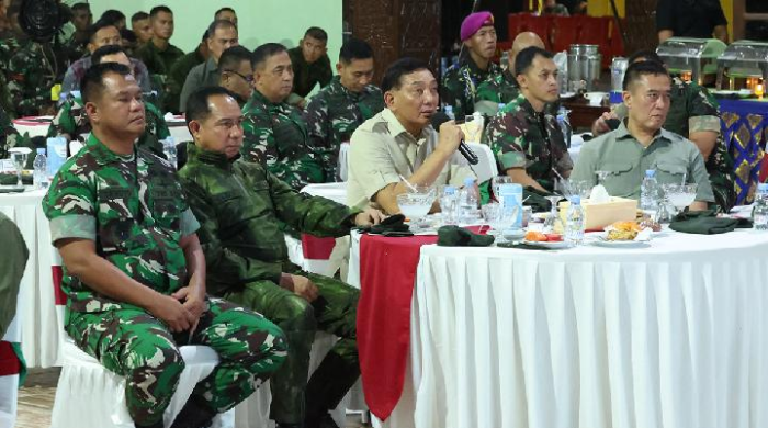 Hadiri Malam Keakraban di Yonif 754 Timika, Prabowo Sampaikan Pesan untuk Prajurit TNI yang Bertugas di Papua