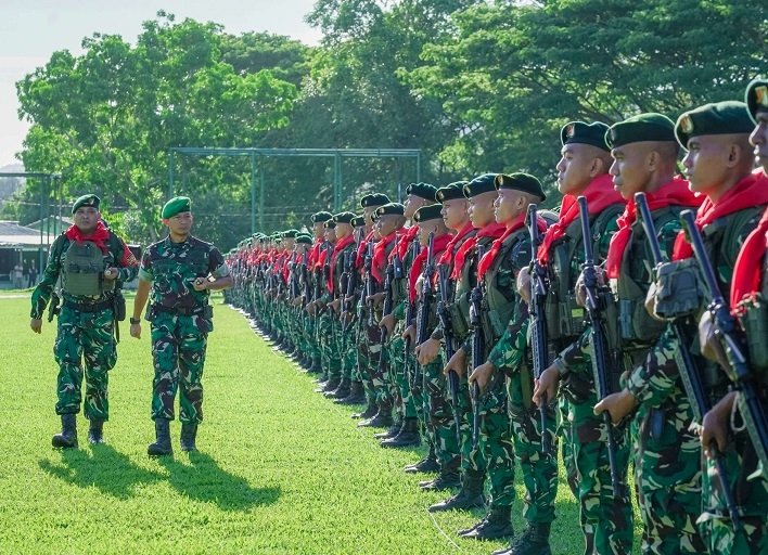 450 Personel Yonif 733 Ambon Berangkat Tugas Operasi di Perbatasan Papua- PNG