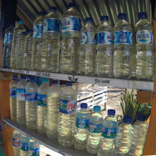 Kecolongan, Ribuan Botol Sopi Maumere Saat Ini Beredar di Timika