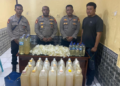 Polsek Kawasan Pelabuhan Pomako Amankan 153 Liter Sopi dari Penumpang KM Sirimau