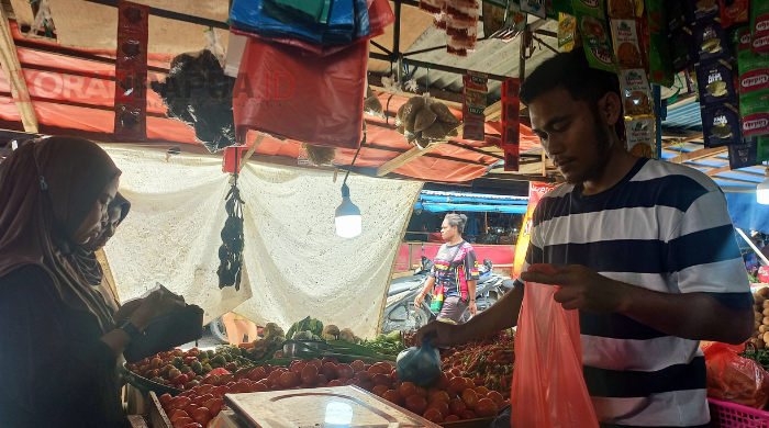 Pasokan Belum Stabil, Harga Bumbu Dapur di Pasar Sentral Timika Masih Tinggi