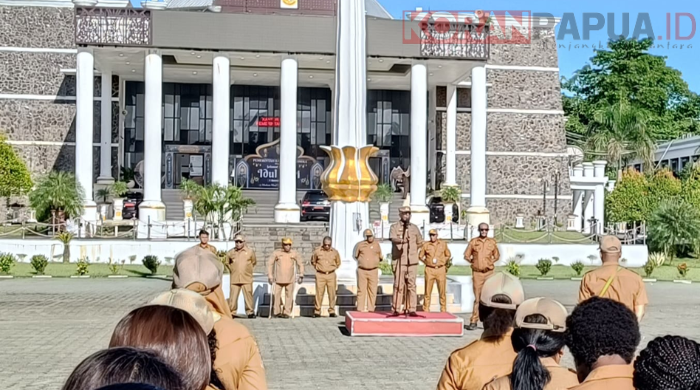 Bupati Johannes Rettob Ingatkan Kepala OPD untuk Berlaku Adil kepada Bawahan