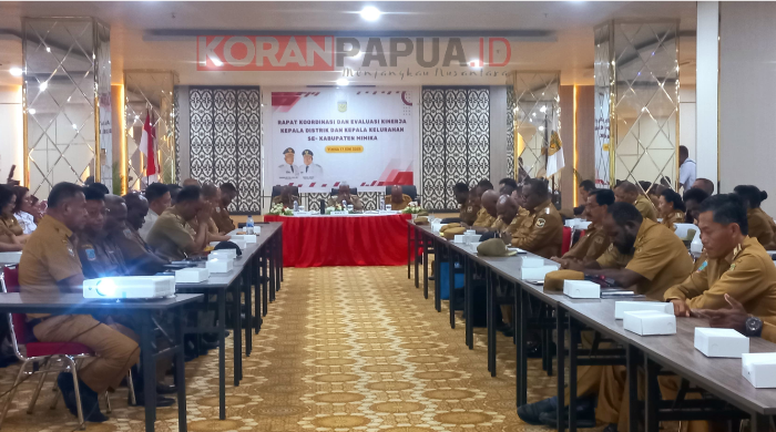 Bupati Mimika ‘Sentil’ Kepala Distrik yang Malas Tugas, Tidak Kerja, Siap Diganti