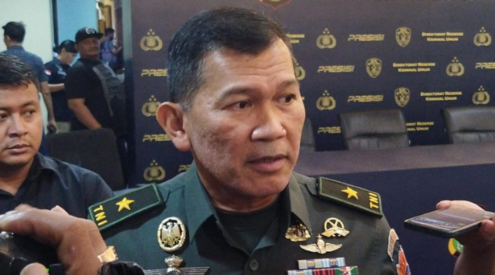 Bantah Sebby Sambom, Puspen TNI: Tidak Benar Guru dan Nakes yang Diserang di Yahukimo Terafiliasi Militer