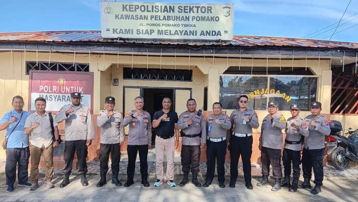 Mengecek Kantor dan Personil, Kapolda Papua Tengah Kunker ke Polsek Kawasan Pelabuhan Pomako Timika