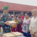 TNI Bagi 1.000 Pasang Seragam Sekolah dan 10 Laptop untuk Anak-anak di Kampung Yagatsu Mappi