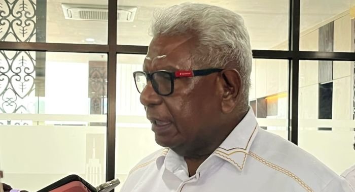 Bupati Johannes Rettob Segera Evaluasi Besar-besaran Kinerja Seluruh Kepala Distrik