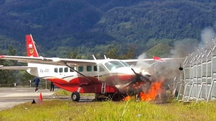 Pesawat Amole Air Tabrak Pos Jaga di Bandara Ilaga, Tidak Ada Korban Jiwa