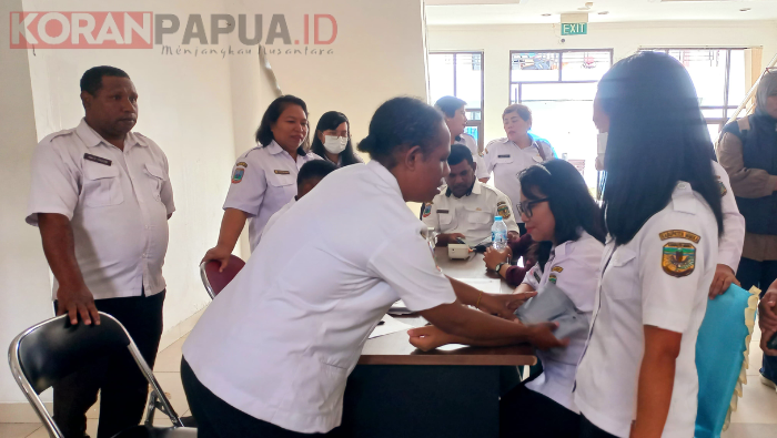 Dinkes Mimika Lakukan Pemeriksaan Narkoba dan Kesehatan bagi Seluruh ASN, PPPK dan Honorer