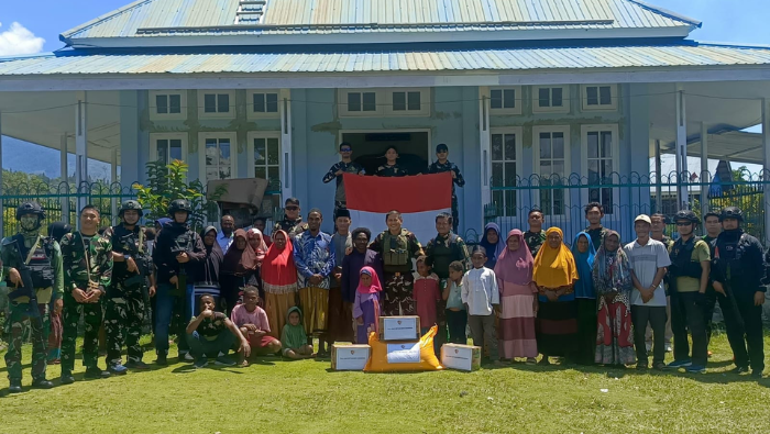 Sambut HUT Kemerdekaan RI ke-80, Satgas Kopasgat bersama Masyarakat Gelar Baksos di Masjid Al-Hijrah Jayawijaya