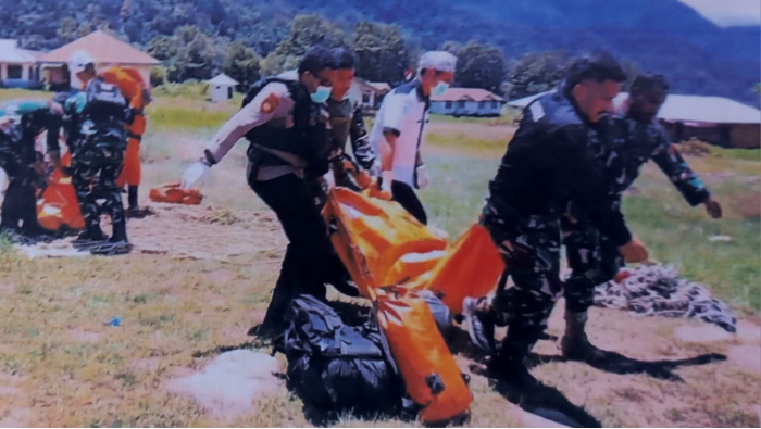 Empat Jenazah Korban Helikopter Intan Angkasa Berhasil Dievakuasi ke RSUD Timika