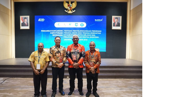 Bupati Johannes Rettob Wakili Papua Tengah Tandatangani SKB Perizinan Tenaga Medis Digital