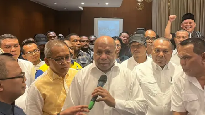 Ditetapkan Sebagai Gubernur Papua Terpilih, Mari-Yo: Sesama Anak Papua, Siap Bertemu BTM–CK