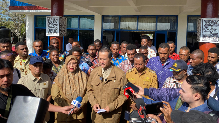 Menteri Transmigrasi Kunker ke Papua Selatan, Korpasgat Amankan Keberangkatan di Bandara Mopah