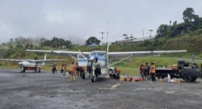 Wabup Emanuel Tekankan Disiplin dan Kinerja ASN Mimika di Tengah Penurunan APBD 2026