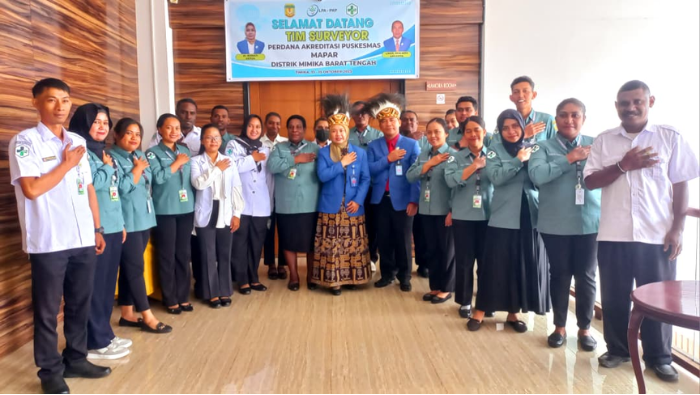 Dinkes Mimika Akreditasi Puskesmas Mapar dan Amar, Dorong Peningkatan Mutu Layanan Hingga ke Wilayah Terpencil