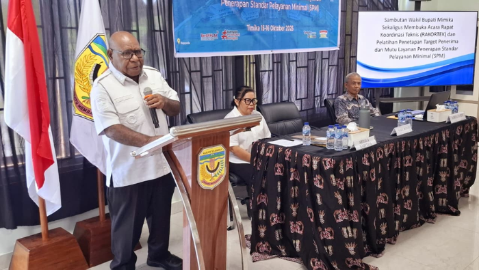 Bappeda Mimika Gelar Rakortek dan Pelatihan SPM, Wabup Emanuel Tekankan Pentingnya Mutu Pelayanan Dasar