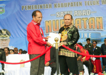 Dukung Pendidikan di Tanah Papua, Freeport Indonesia Serahkan Bantuan Pendidikan untuk YPK GKI