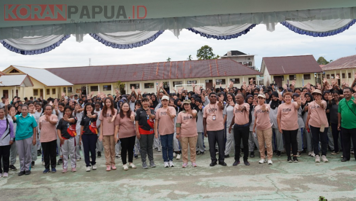 Dinkes Mimika Gaungkan Gerakan Cegah Stunting di SMA Negeri 6, Disambut Antusias Ratusan Pelajar