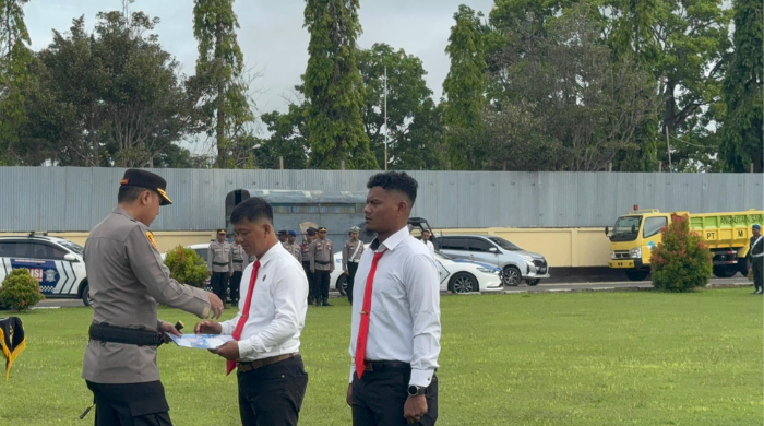 Berhasil Berantas Sopi dan Sagero, Kapolres Merauke Beri Reward kepada Personel Satresnarkoba