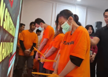 Suami Merantau ke Papua, Mama Muda Nekat Jual Tiga Anaknya Seharga Rp300 Ribu