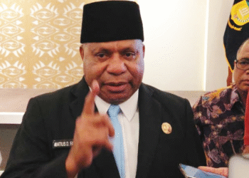 Warning! Gubernur Mathius Fakhiri Ancam Copot Direktur RS dan Kapus yang Menolak Pasien