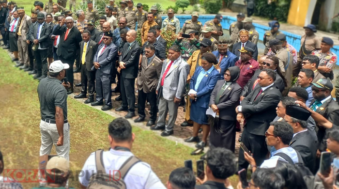 Ketua Lemasko Semprot Anggota DPRK Mimika: “Datang, Duduk, Dengar, Diam, Duit, Akan Surati KPK Lakukan Pemeriksaan”