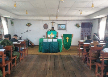 Perayaan Persaudaraan, Prajurit TNI dan Warga Sinak Ibadah Minggu Bersama