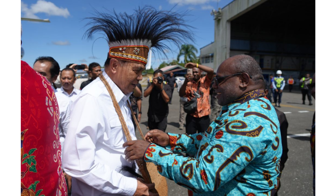 Menko Polkam Djamari Chaniago Kunjungi Sejumlah Titik Strategis di Timika, ‘Saya Masih Seorang Prajurit’