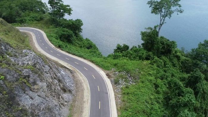 Jalan Trans Papua, Nabire – Manokwari Dapat Ditempuh 14 Jam, Warga Kwatisore Bisa Jalur Darat