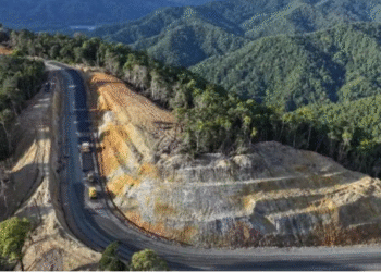 Dikerjakan dengan Skema KPBU, Jalan Trans Papua Jayapura–Wamena Ditargetkan Rampung November 2026