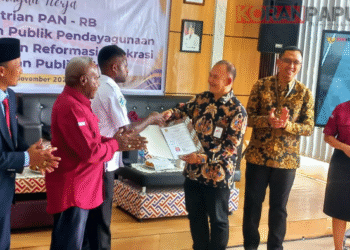 Langkah Pertama dari Hoya, Agustinus Mote Raih SIP Digital Pertama di Mimika