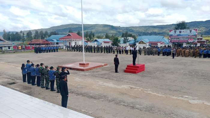 TNI-Polri, ASN dan Satgas Korpasgat Peringati Hari Pahlawan 2025 di Paniai