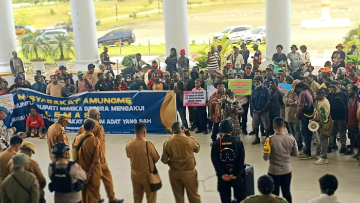 Lemasa Pimpinan Manuel John Magal Desak  Pemerintah Terbitkan SK Adat, Bupati Johannes Rettob Minta Amungme Samakan Persepsi