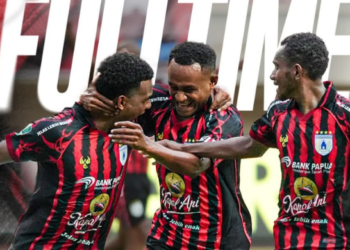 Kado Natal untuk Masyarakat Papua, Persipura Tekuk Persela 2:0