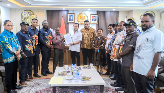 Laporkan Dampak Konflik Senjata, Pansus Kemanusiaan DPR Papua Tengah Temui DPD RI