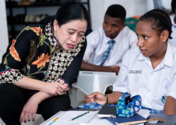 Dengarkan Harapan Anak Papua Pedalaman, Puan Maharani: Mereka Punya Hak Pendidikan yang Sama Seperti di Jawa