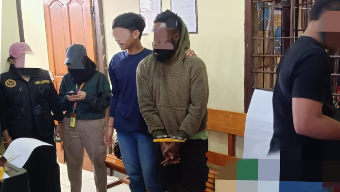 Satgas Korpasgat Supadio dan Avsec Amankan Amunisi dan Burung Cenderawasih Awetan di Bandara Wamena