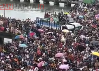 Puncak Mudik Natal 2025, Pelabuhan Pomako Timika Penuh Sesak