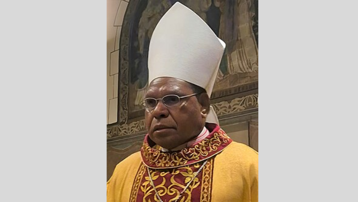 Uskup Timika Mgr. Bernardus Bofitwos Tegas Menolak Perluasan Perkebunan Sawit dan PSN