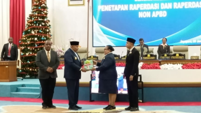 DPR Papua Tetapkan Tujuh Raperdasi dan Raperdasus, Gubernur: Instrumen Penting Percepat Pembangunan