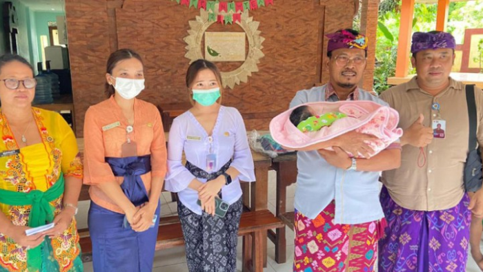 ODGJ Asal Papua Melahirkan di Pantai Sangsit, Kini Ditangani Dinsos Buleleng