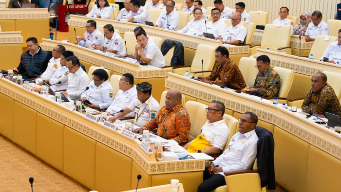 Menjadi Simbol Beranda Negara, Gubernur Papua Dorong Pembangunan Kawasan Perbatasan